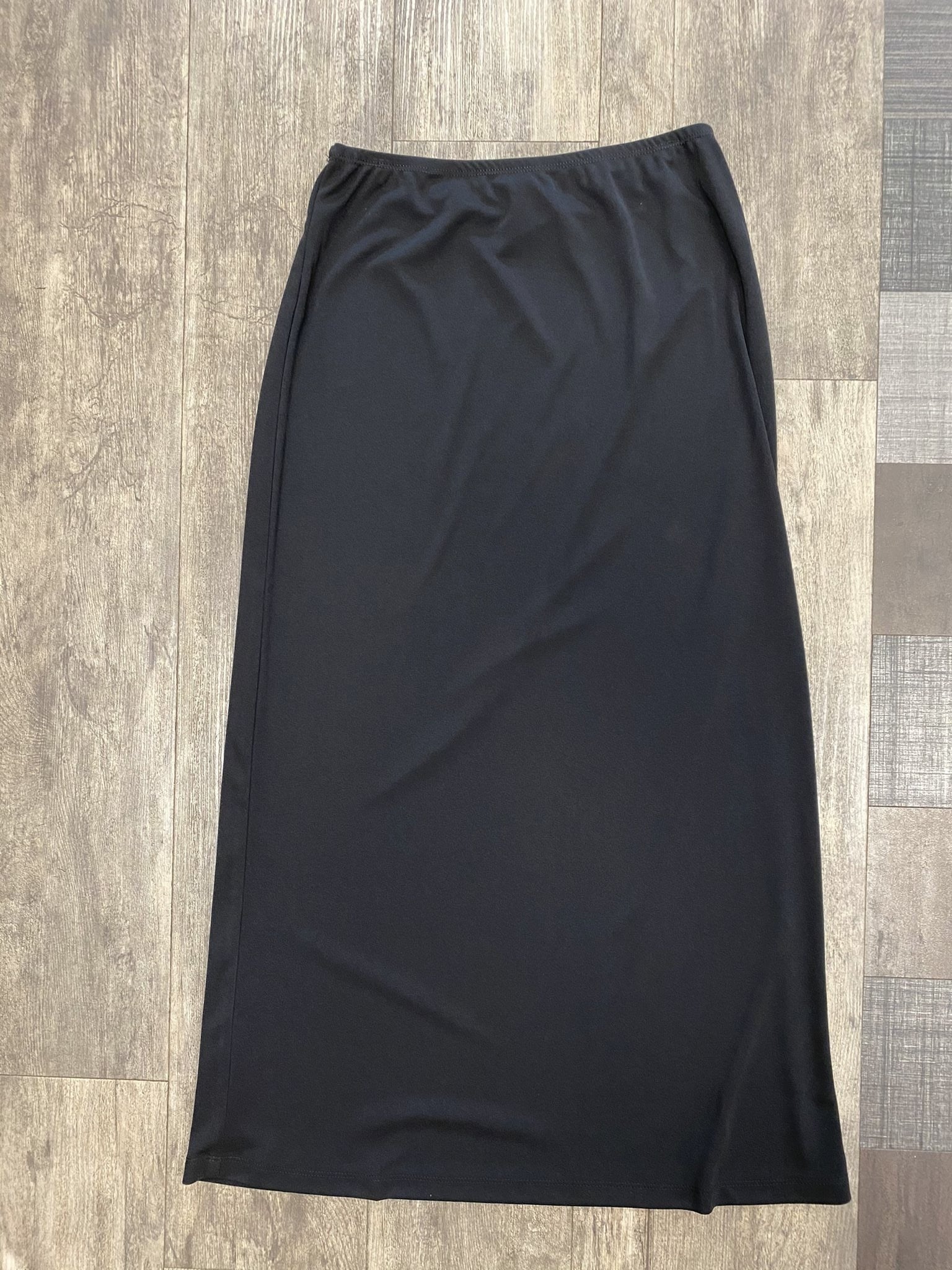 P472-P portaqui monte carlo maxi skirt