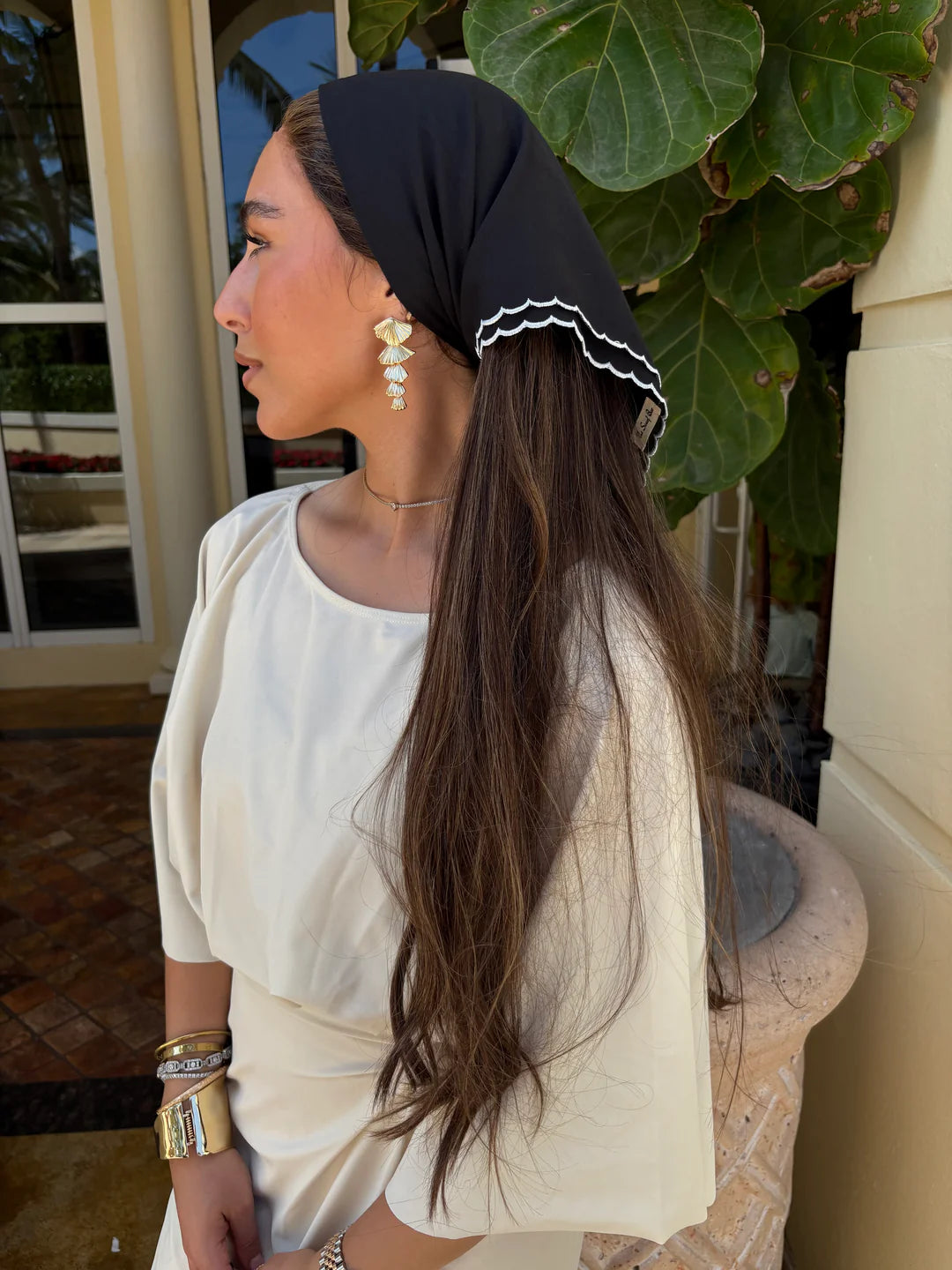 SCARF BAR COTTON SQUARE SCALLOP BANDANA