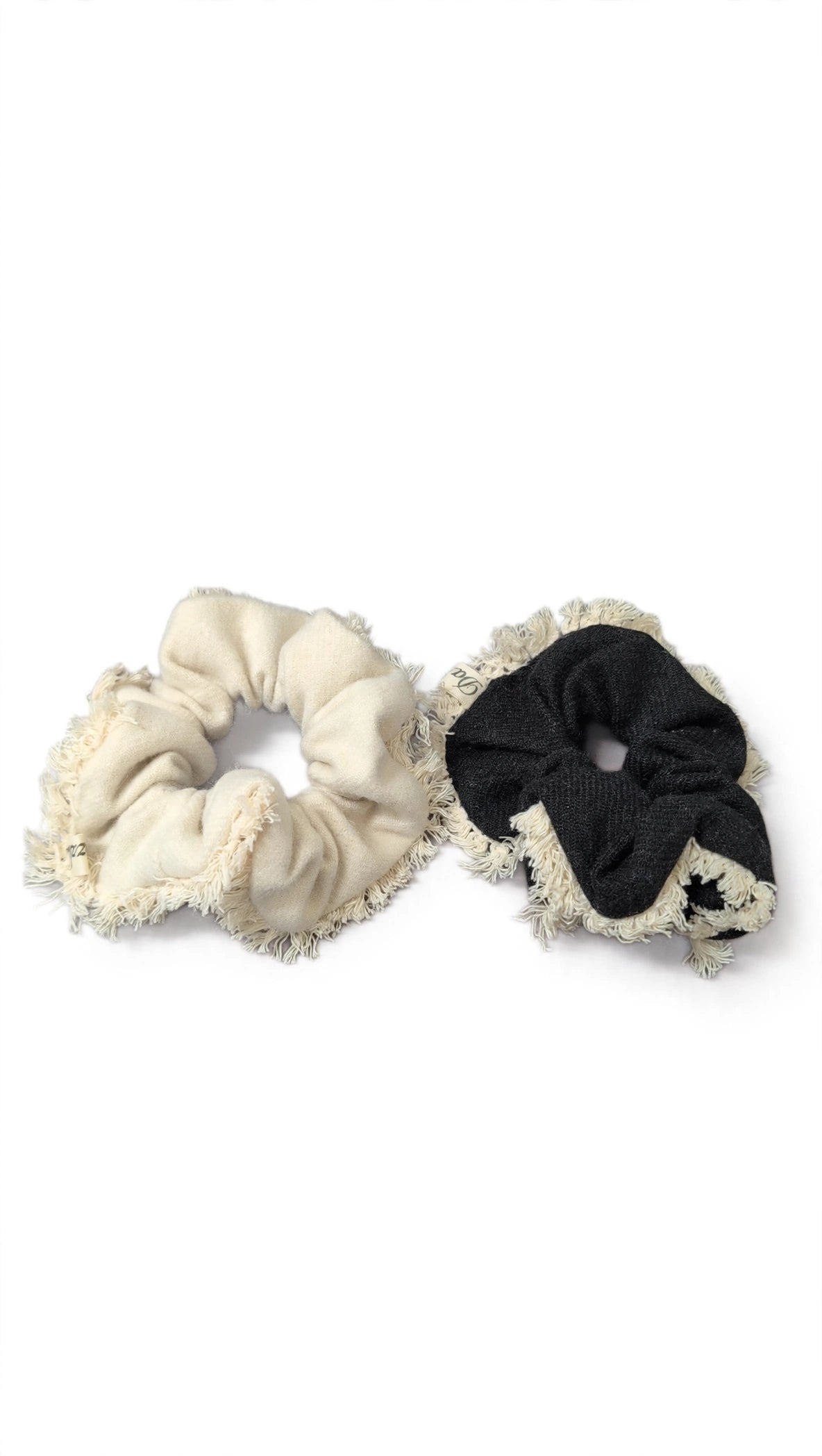 6209SC DAZZLE WOOL FRINGE SCRUNCHY