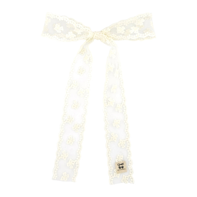 C1554 HEIRLOOMS BOW LACE BOW