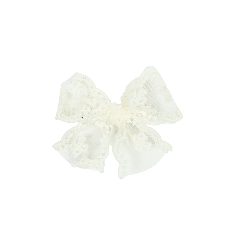 C1554 HEIRLOOMS BOW LACE BOW