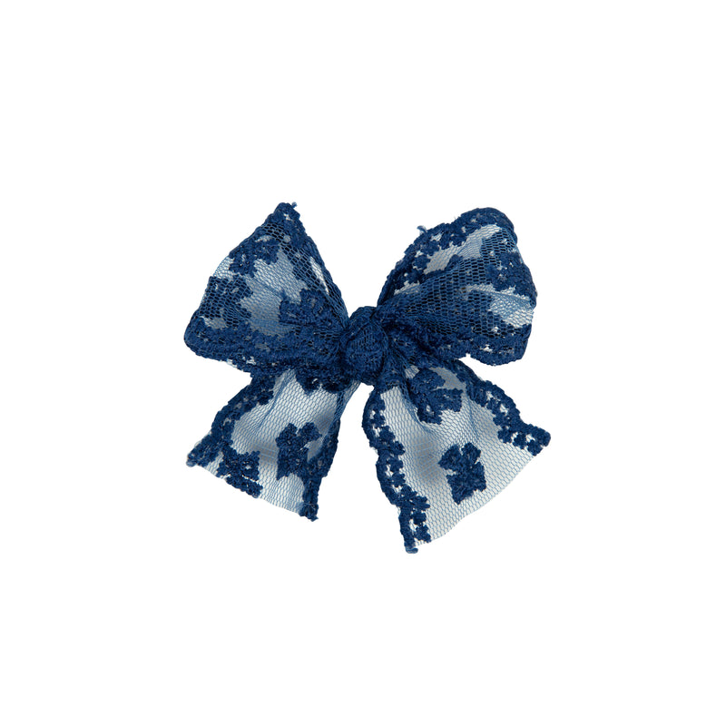 C1554 HEIRLOOMS BOW LACE BOW