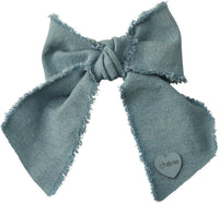 CP-7250 CHERIE DENIM FRINGE HEART MEDIUM CLIP