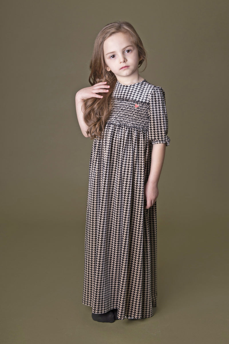 7642-A C.T.N. HOUNDSTOOTH VELVET ROBE