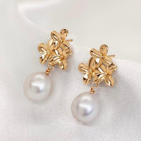 LILY LUSTRE SS GP FLOWER STUD PEARL DROP
