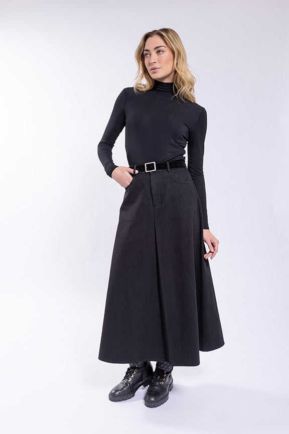 LA395 LATITUDE BELTED SKIRT