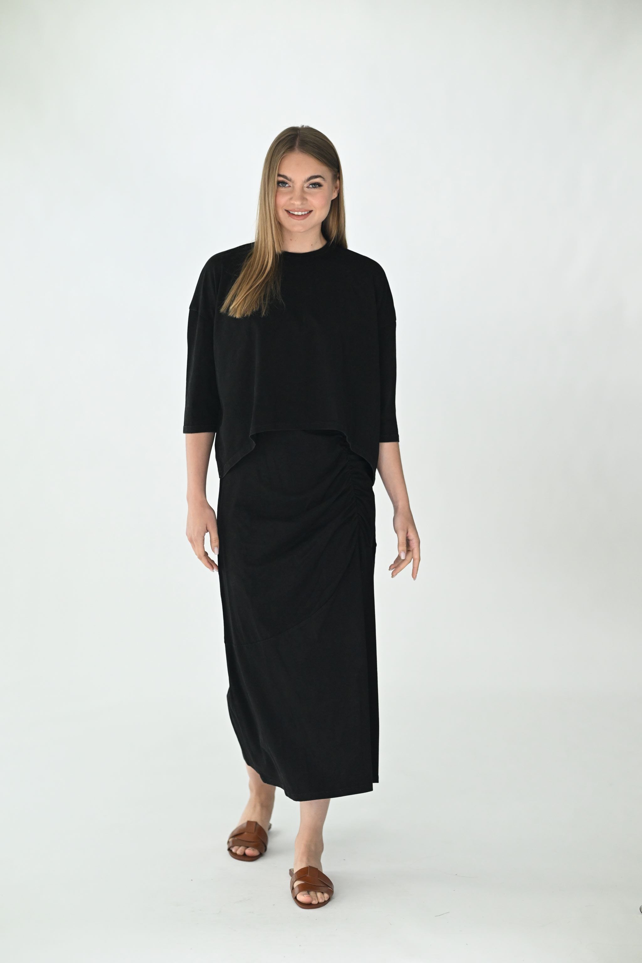 MONN OVERSIED CROP TEE M379