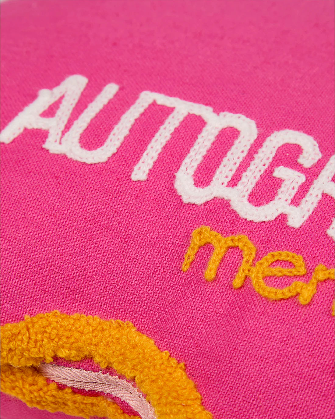 MAC-032 MEMOI CAMP TASTIC AUTOGRAPH PILLOW