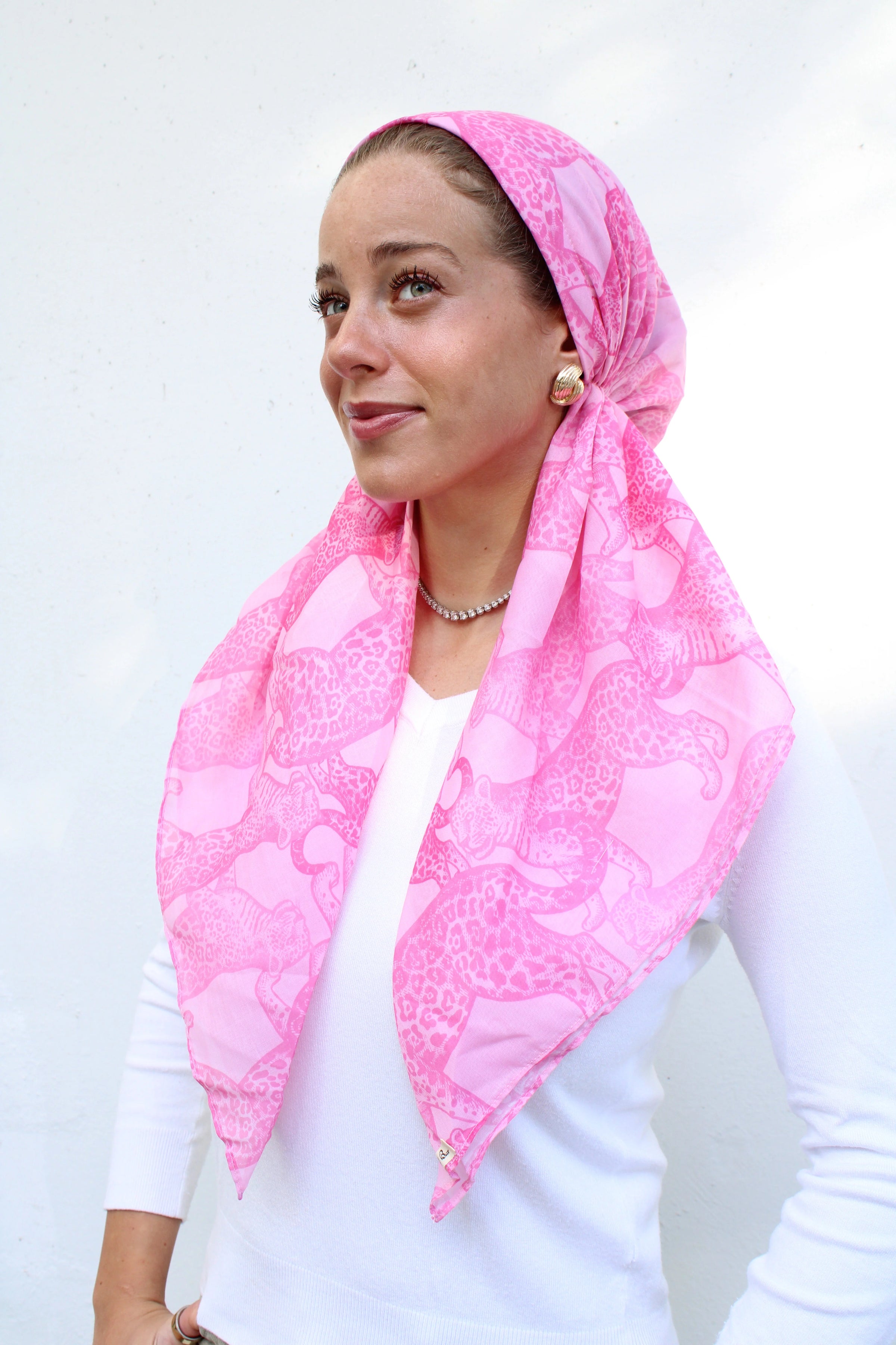 SCARF BAR CLASSIC PRETIED W/ VELVET GRIP
