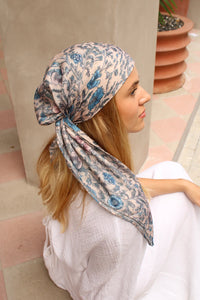 SCARF BAR SQUARE HEAD SCARF