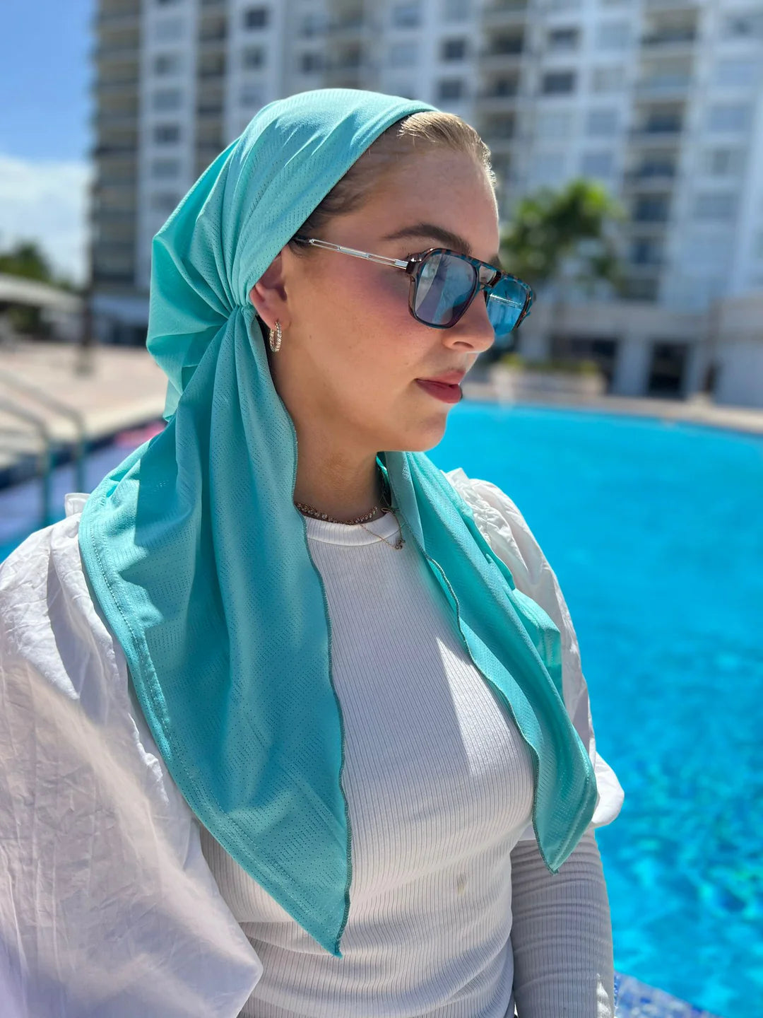 SCARF BAR DRI FIT SCARF W VELVET GRIP