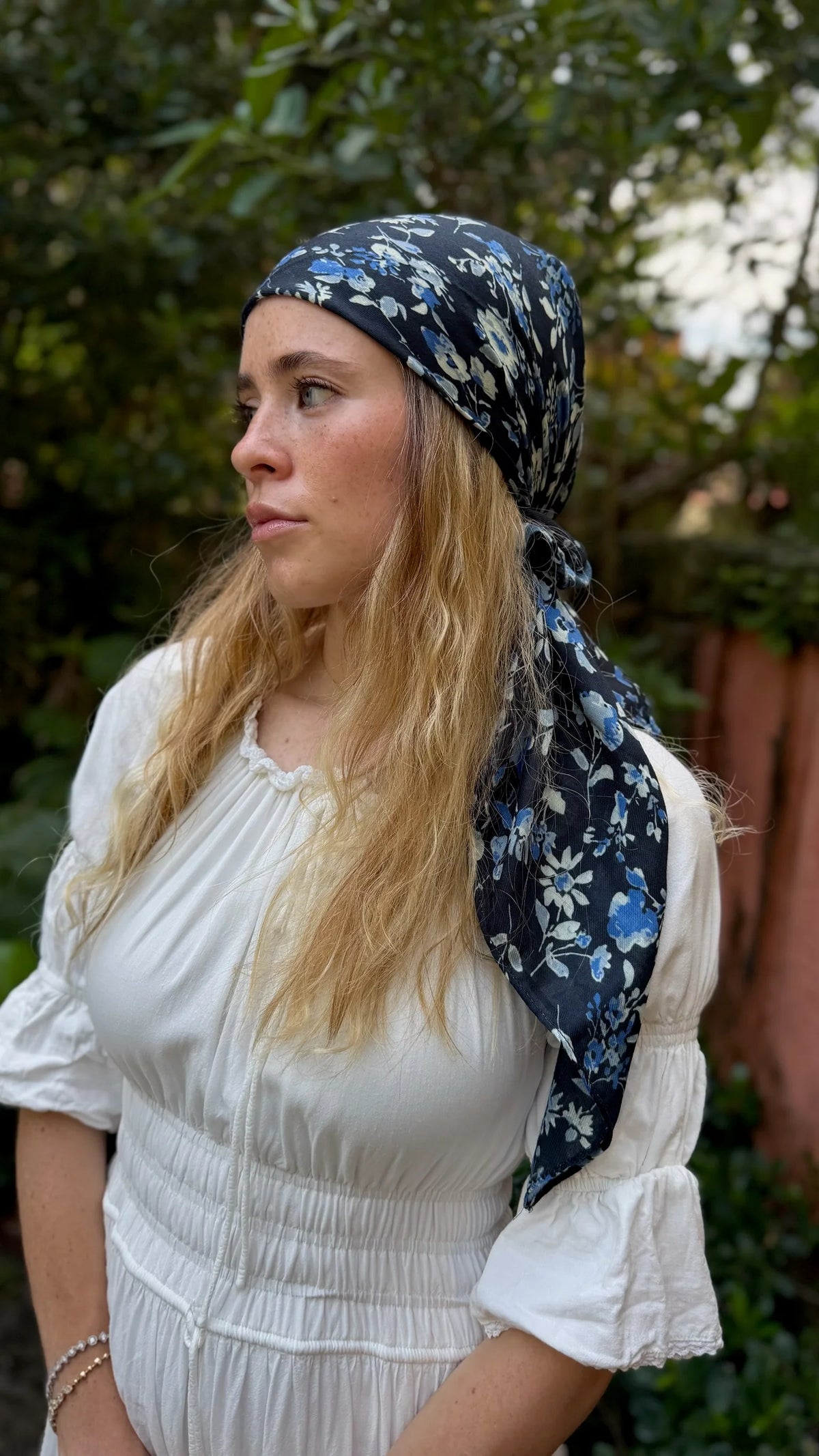 SCARF BAR SQUARE HEAD SCARF (90X90)