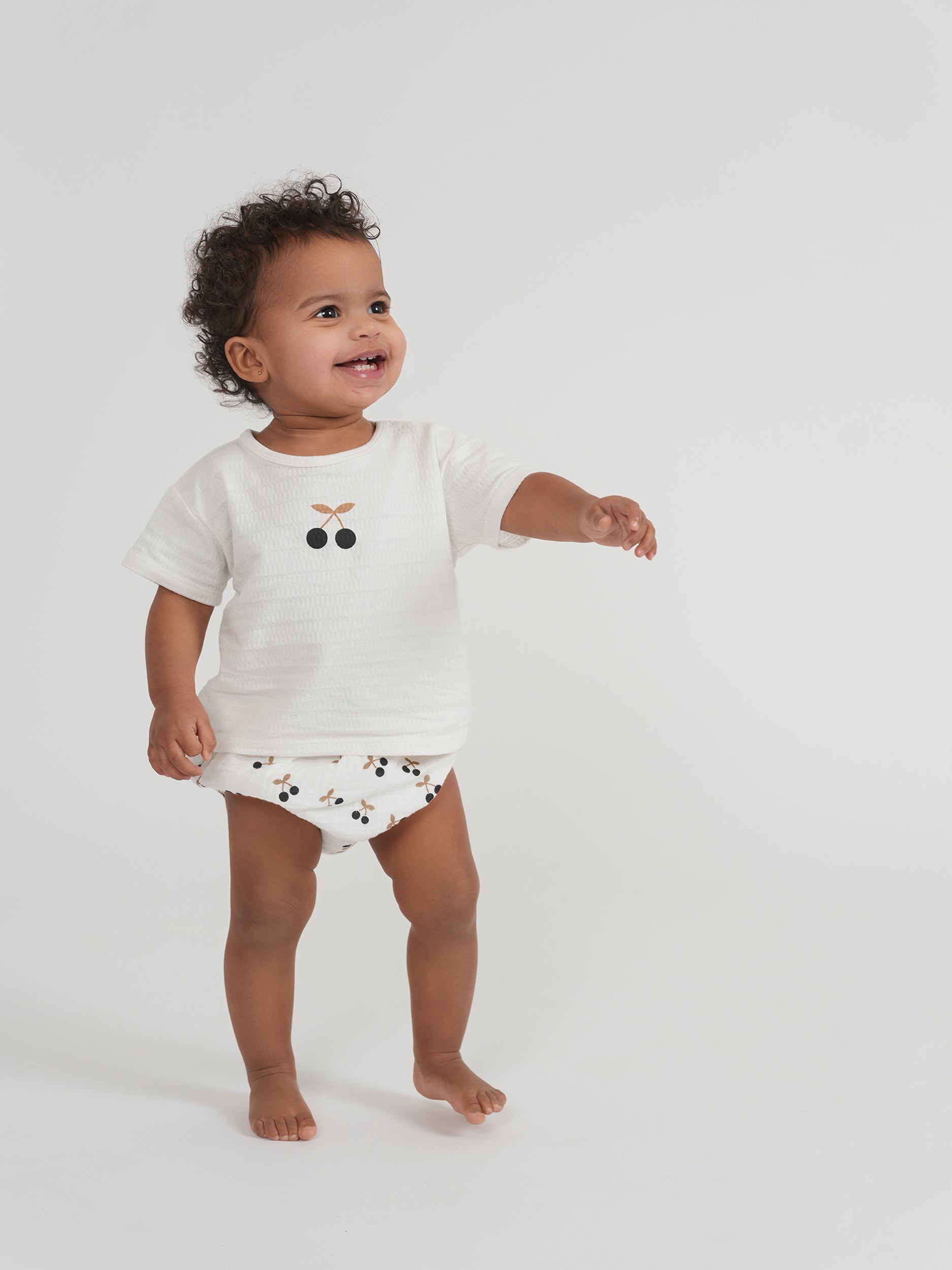 SB6CP7367E LITTLE FRAGILE CHERRY PRINT BABY 2PC SET