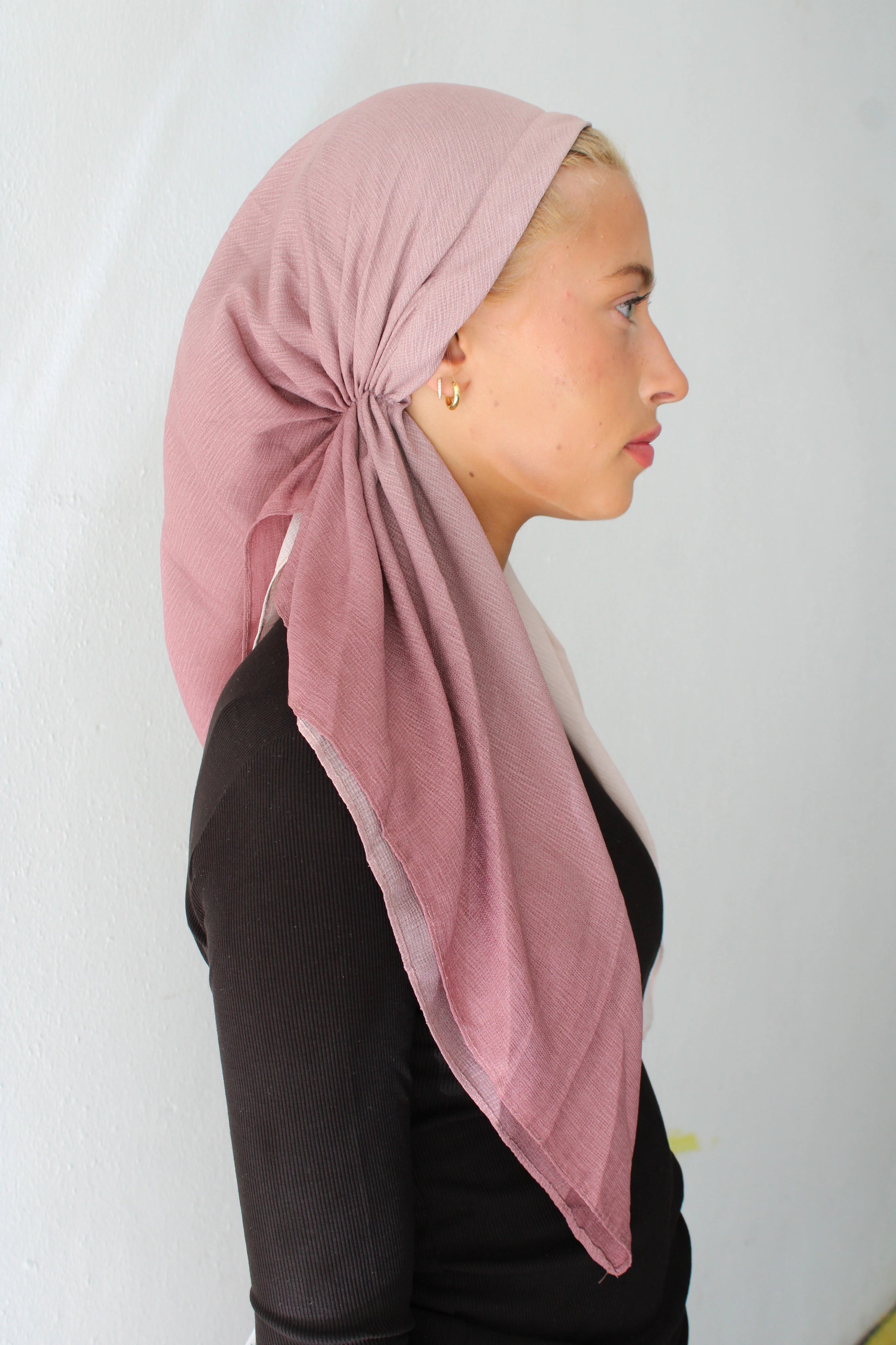 SCARF BAR CLASSIC PRETIED SHIMMER OMBRE (W/ VELVET GRIP)