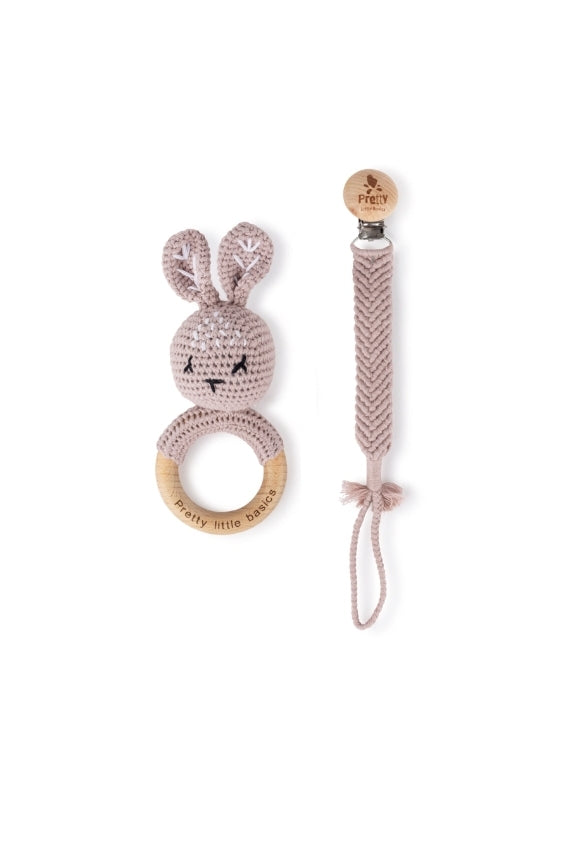 PRETTY LITTLE BASICS RATTLE GIFT SET