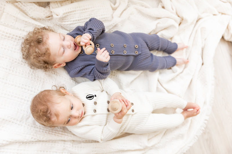 WB3CY2230 SPACE GREY BABY KNITTED 2PC SET