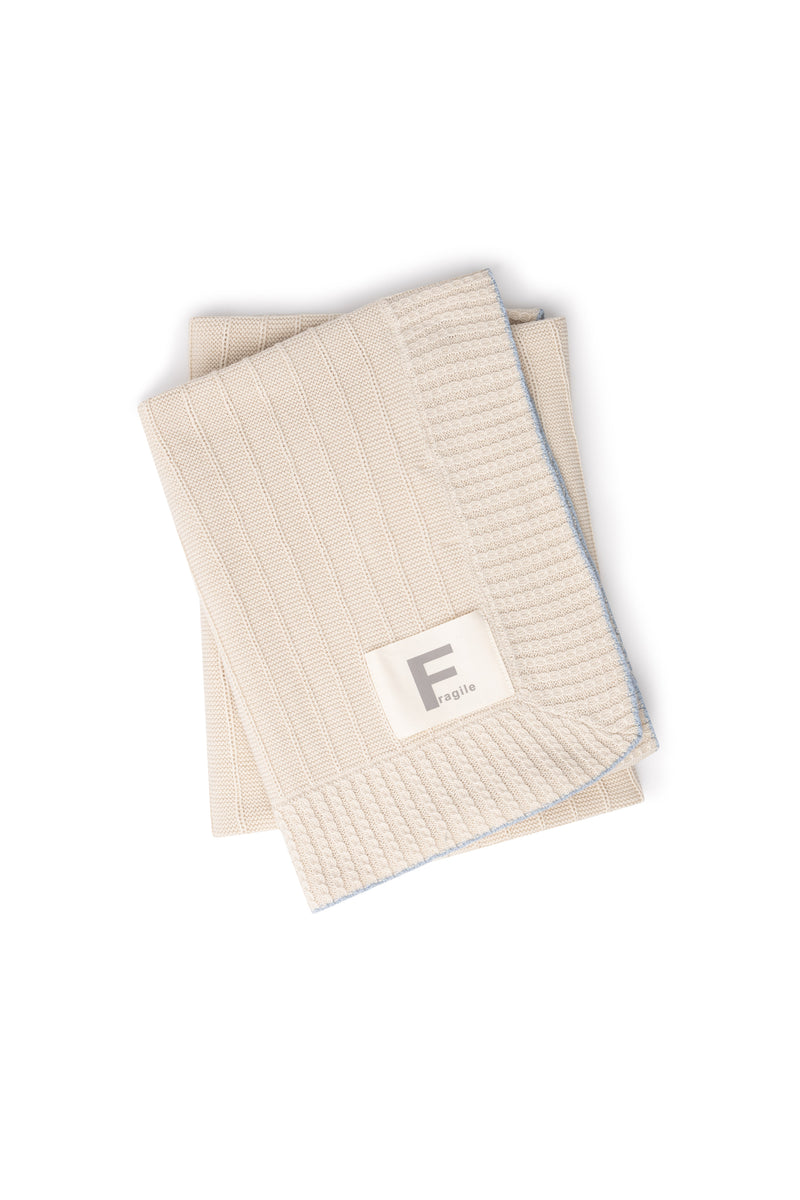 WB5CP7245 FRAGILE KNIT CABLE FRONT FOOTIE 3PC SET