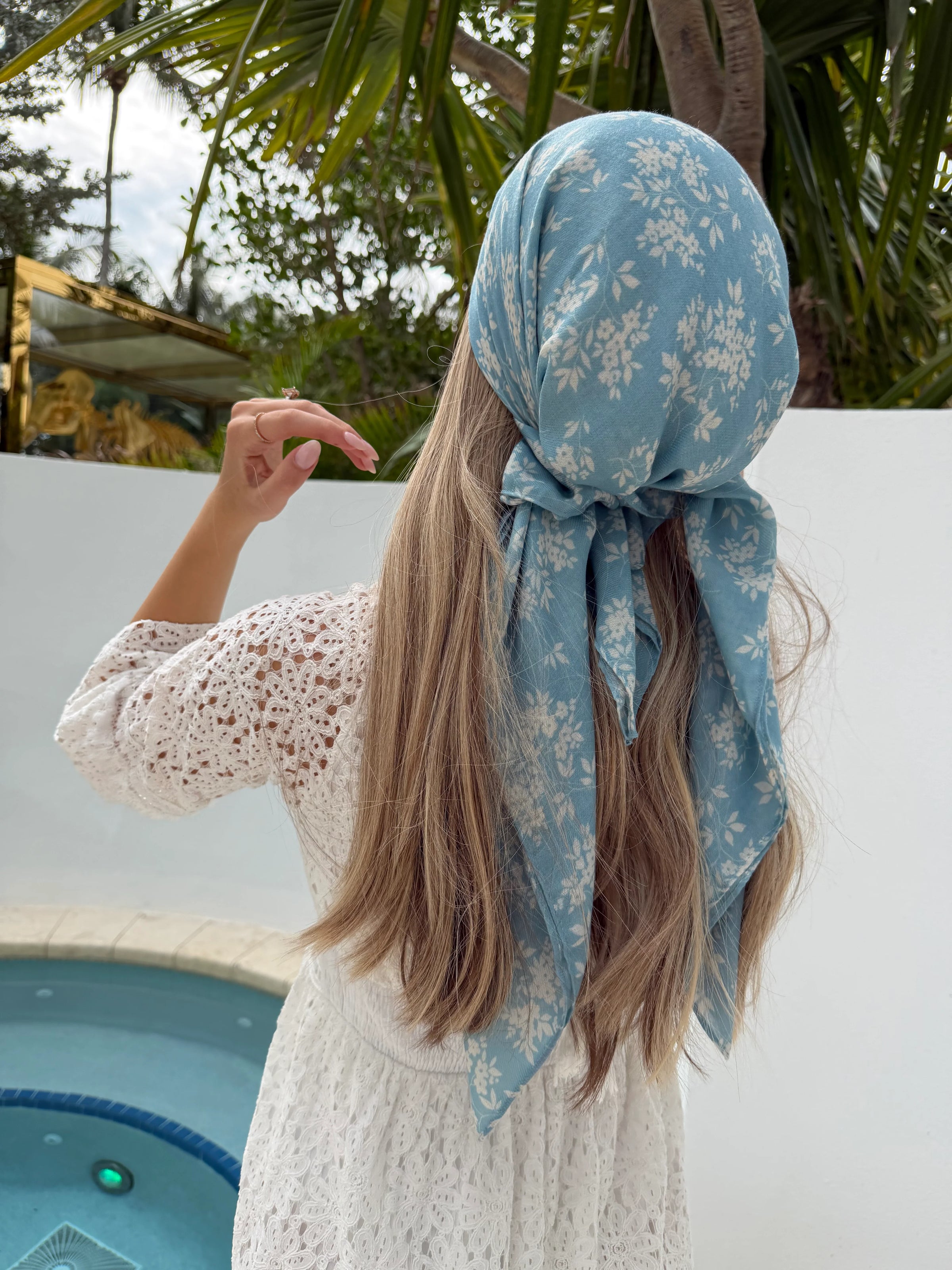 SCARF BAR SQUARE HEAD SCARF (90X90)