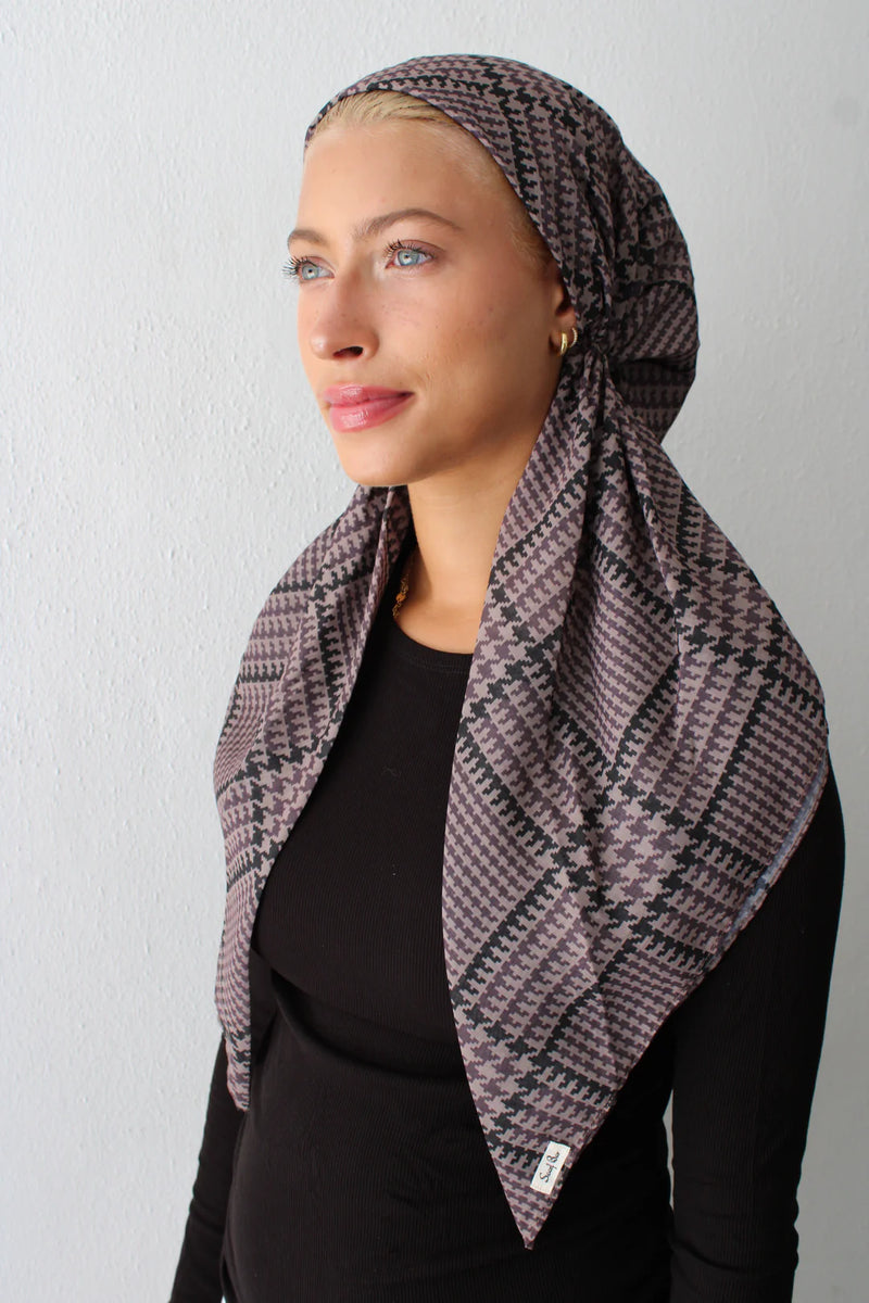 SCARF BAR CLASSIC PRETIED W/ VELVET GRIP