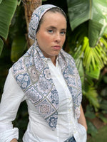 SCARF BAR CLASSIC PRETIED HEAD SCARF W VELVET GRIP