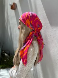 SCARF BAR CLASSIC SQUARE SCARF