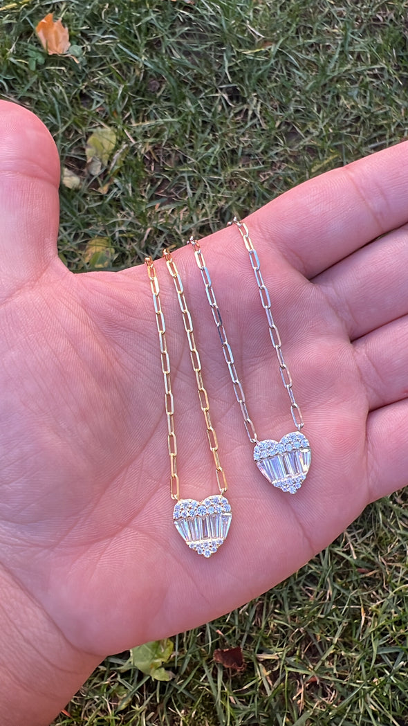 TJ120 TIMELESS JEWELS HEART ON PAPERCLIP CHAIN NECKLACE