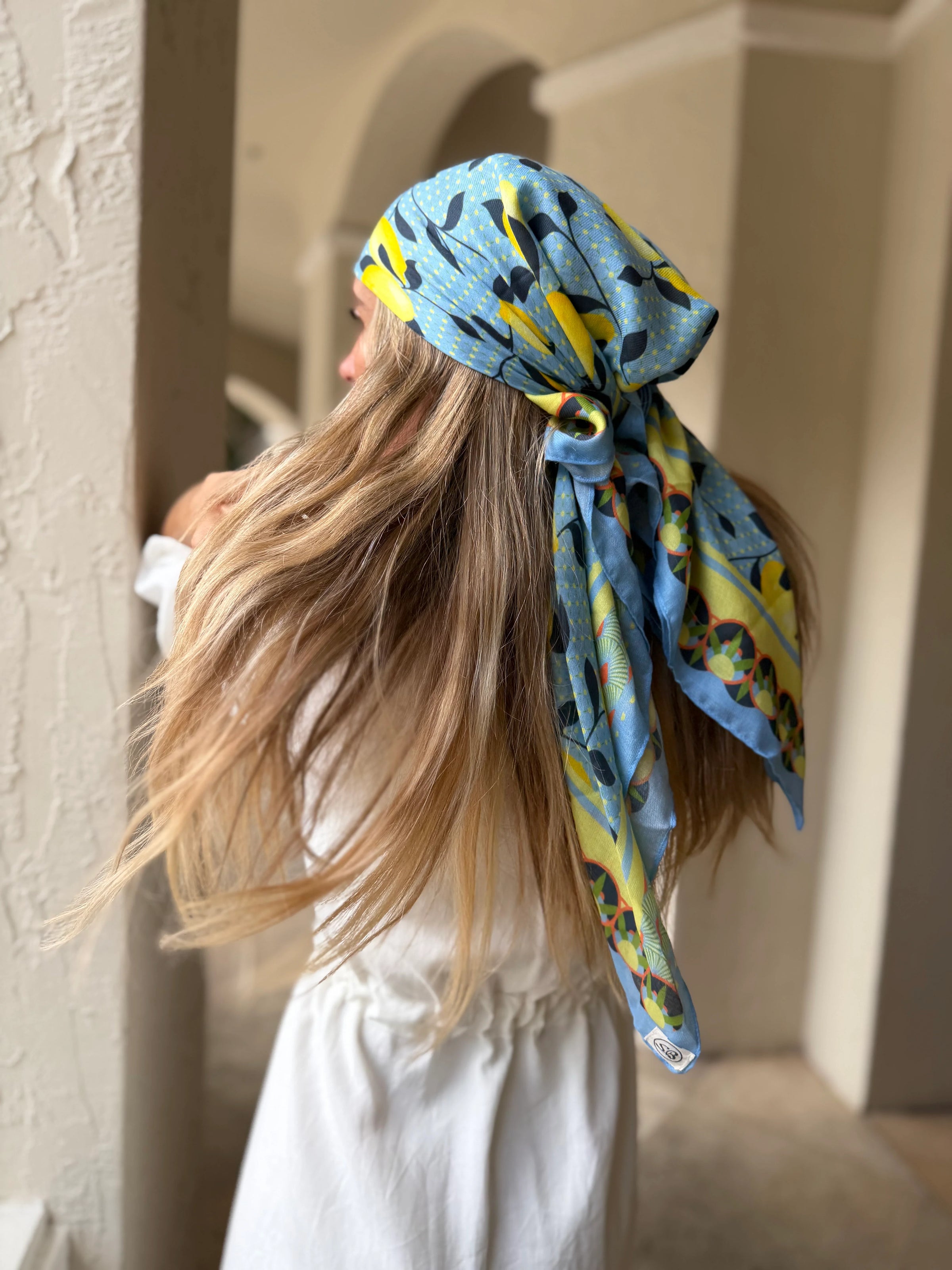SCARF BAR SQUARE HEAD SCARF (90X90)