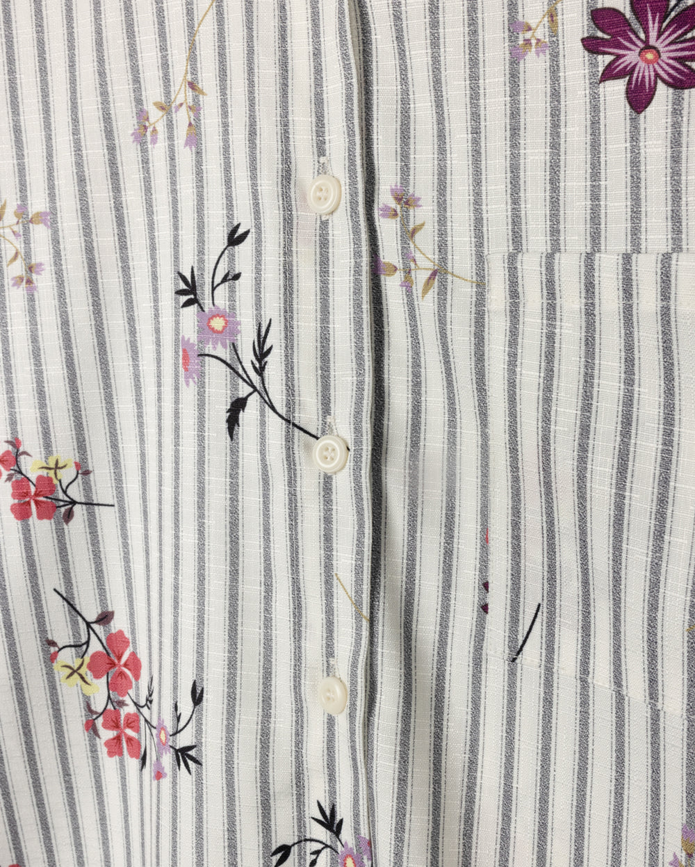 W-25033 HONEST EDIT STRIPE FLOWER BLOUSE