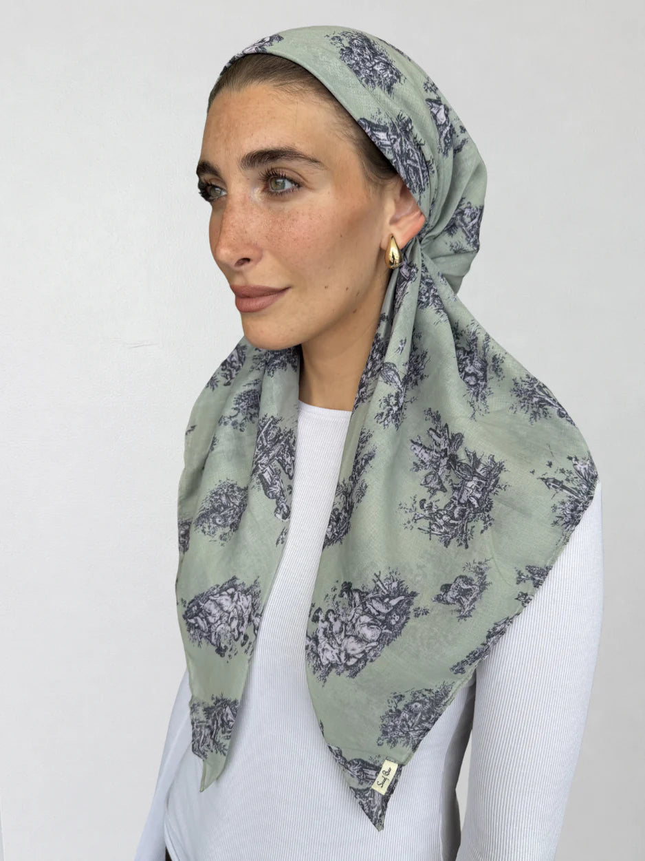 SCARF BAR CLASSIC PRETIED W/ VELVET GRIP