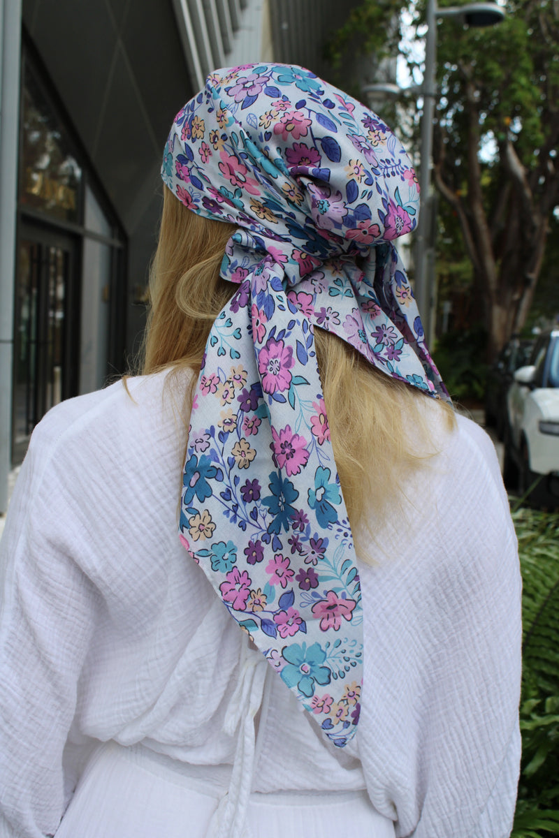 SCARF BAR SQUARE HEAD SCARF