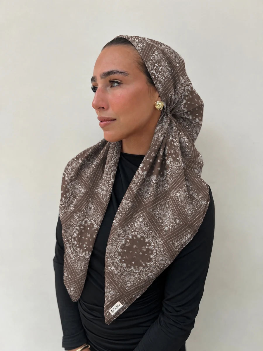 SCARF BAR CLASSIC PRETIED (VELVET GRIP)