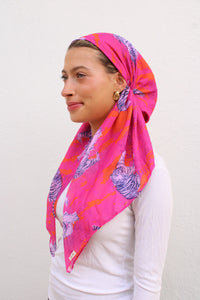 SCARF BAR CLASSIC PRETIED W/ VELVET GRIP