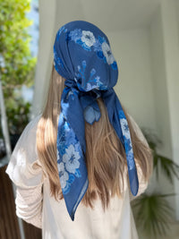 SCARF BAR FLORAL COLLECTION SQUARE SCARF