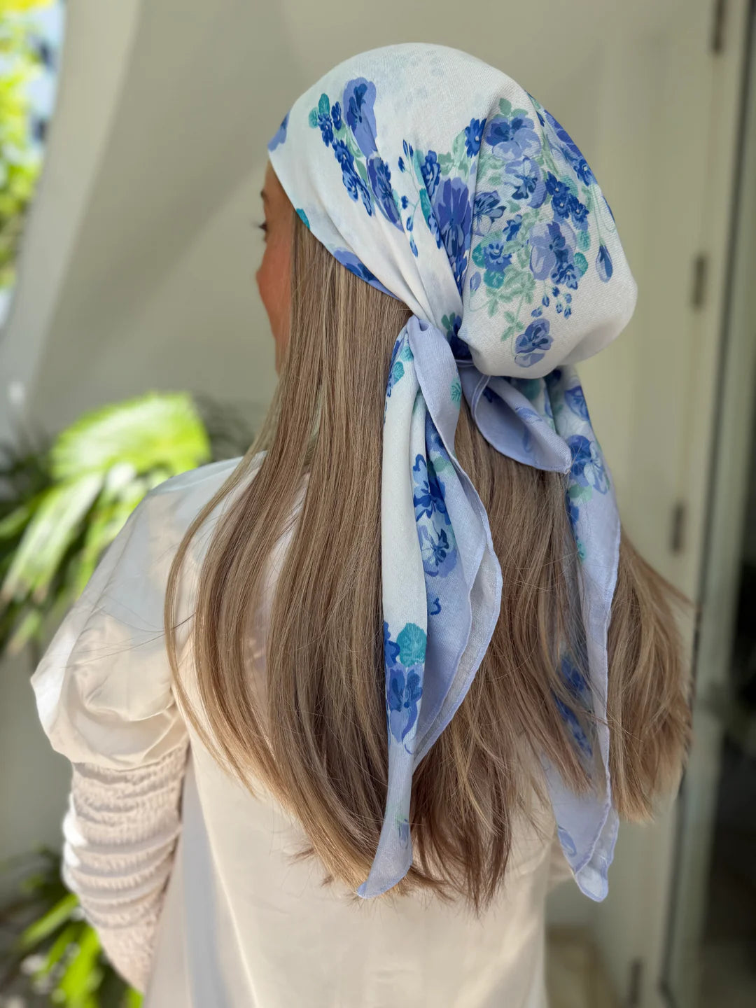 SCARF BAR FLORAL COLLECTION SQUARE SCARF