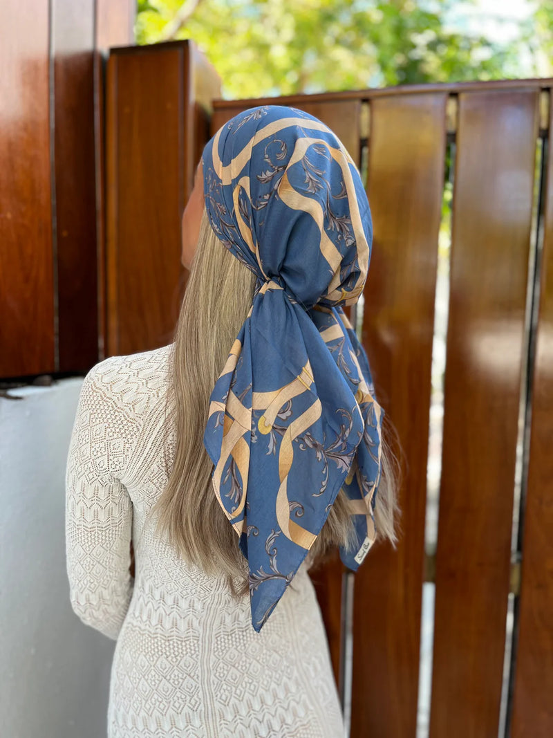 SCARF BAR CLASSIC SQUARE SCARF