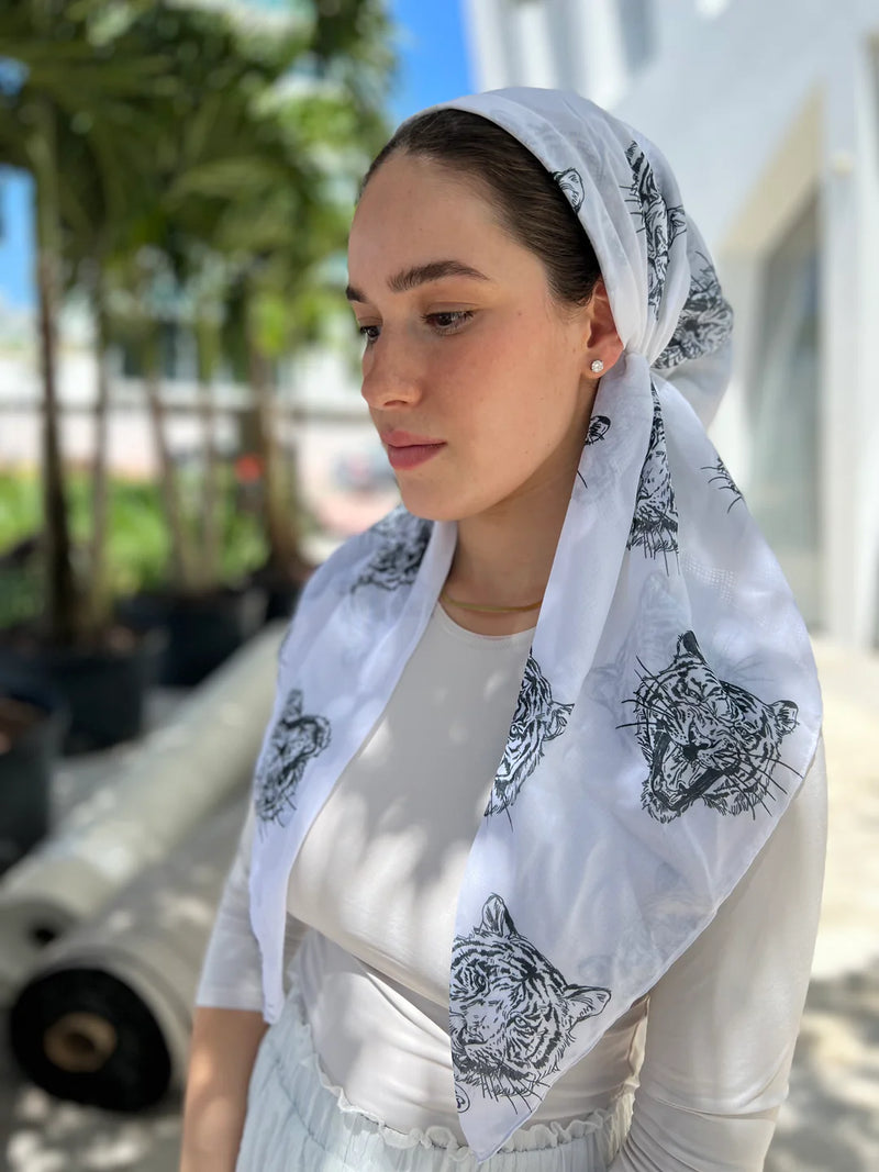 SCARF BAR CLASSIC PRETIED HEAD SCARF W VELVET GRIP