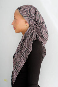 SCARF BAR VERSATILE PRETIED ( VELVET GRIP)
