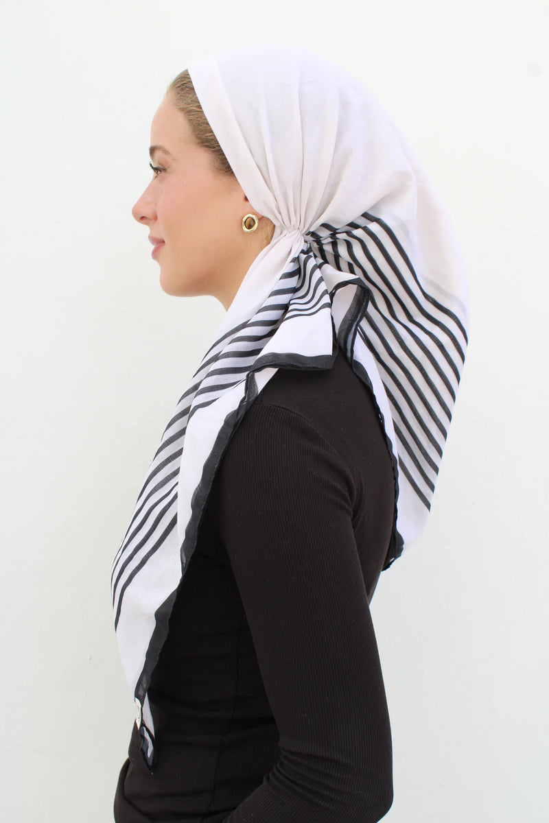 SCARF BAR VERSATILE PRETIED ( VELVET GRIP)