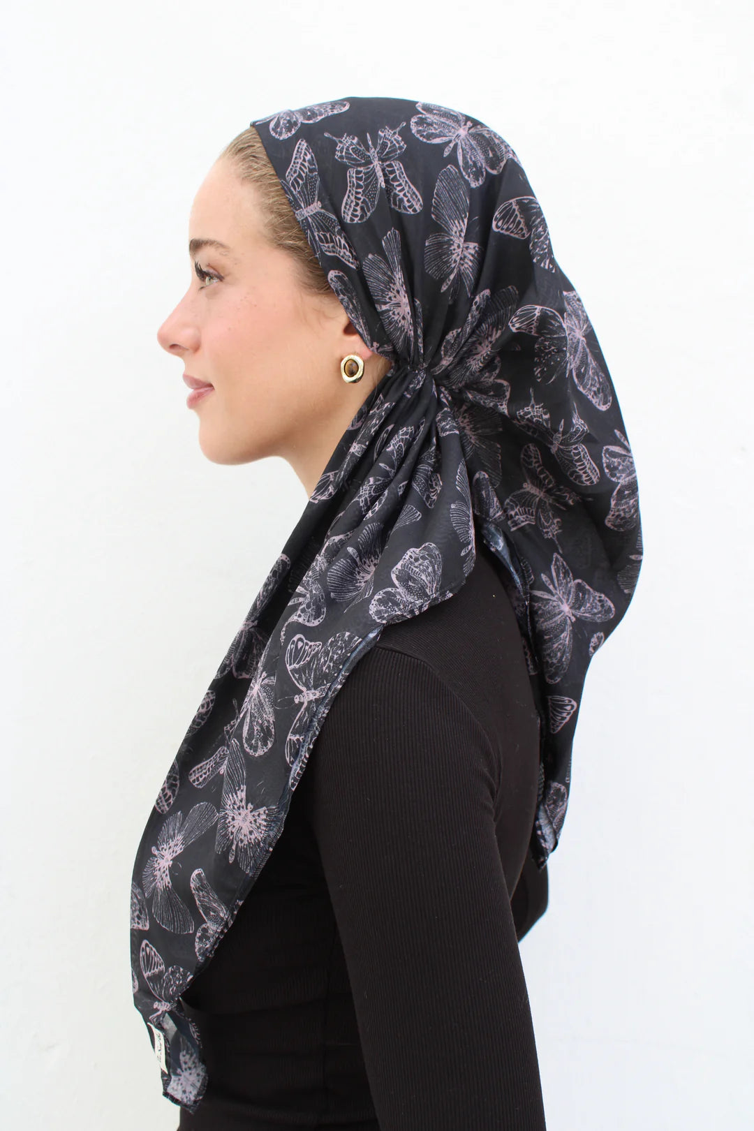 SCARF BAR VERSATILE PRETIED ( VELVET GRIP)