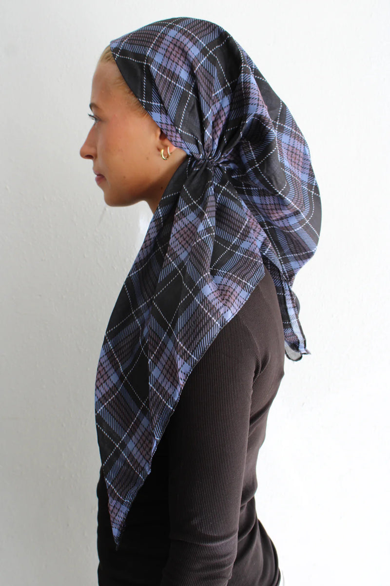 SCARF BAR VERSATILE PRETIED ( VELVET GRIP)