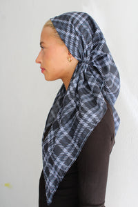 SCARF BAR VERSATILE PRETIED ( VELVET GRIP)