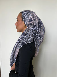 SCARF BAR VERSATILE PRETIED ( VELVET GRIP)