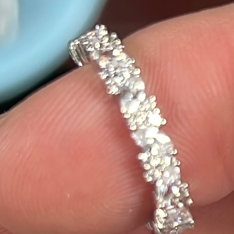 8R992 DLUX RHP SS ROUND & MARQUISE SHAPED CZ RING