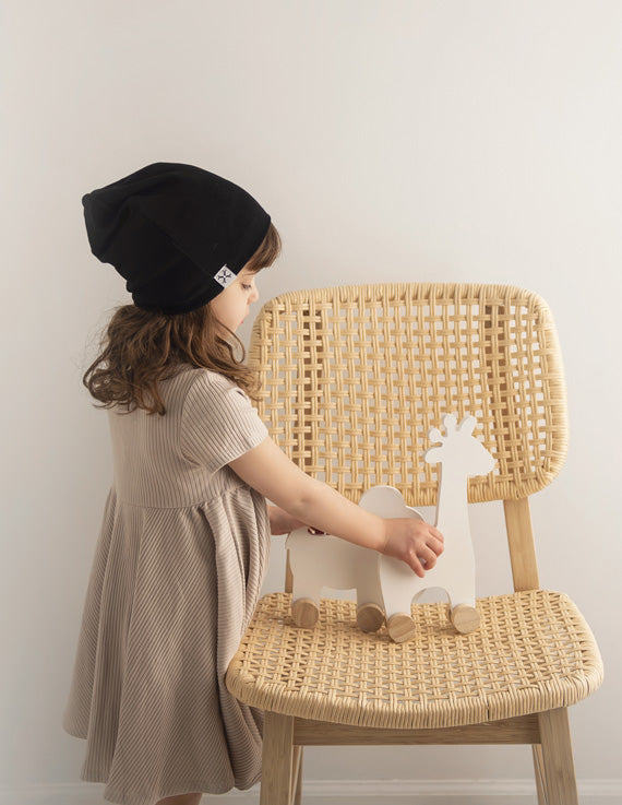 JACQUELINE & JAC BEANIE