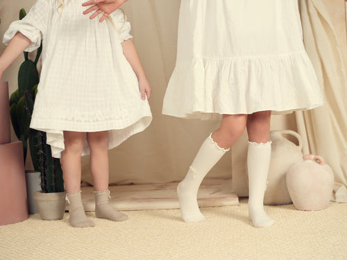 734 ZUBII PEARL BOW KNEE SOCK