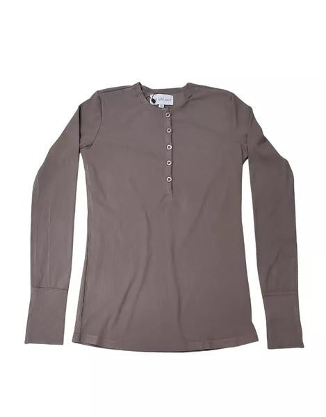 THE SLIM SKIRT HENLEY T-SHIRT